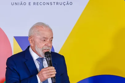 Presidente da República, Luiz Inácio Lula da Silva, participa da reunião Ministerial, na Residência oficial da Granja do Torto<!-- NICAID(15962275) -->