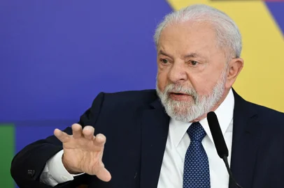 Brazilian President Luiz Inacio Lula da Silva gestures during a breakfast with foreign correspondents at the Planalto Palace in Brasilia on August 2, 2023. (Photo by EVARISTO SA / AFP)Editoria: POLLocal: BrasíliaIndexador: EVARISTO SASecao: politics (general)Fonte: AFPFotógrafo: STF<!-- NICAID(15499038) -->