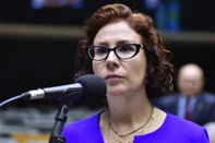 Discussão e votação de propostas. Dep. Carla Zambelli (PL - SP)<!-- NICAID(15685280) -->