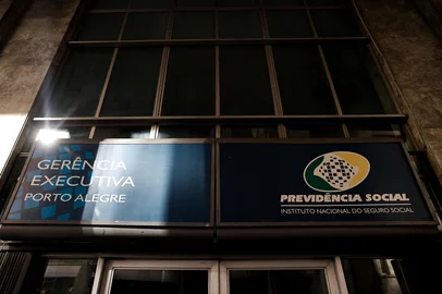 PORTO ALEGRE, RS, BRASIL, 23.05.2025: Agencia do INSS localizada no centro histórico da capital. Foto: Camila Hermes/Agencia RBS<!-- NICAID(16044492) -->