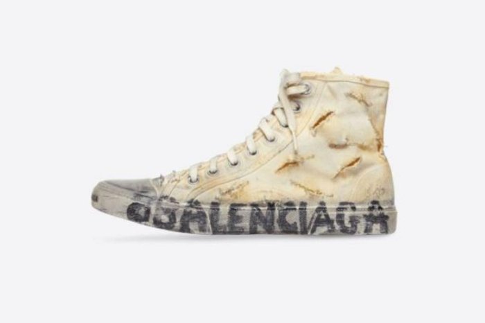 Balenciaga / Reprodução