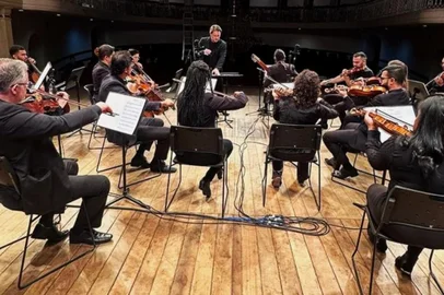Orquestra Theatro São Pedro interpreta Pealo de Sangue em parceria virtual com Fafá de Belém pelas vítimas da enchente.<!-- NICAID(15789134) -->