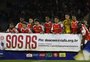 Inter usa uniforme "embarrado" contra o Belgrano para homenagear RS e arrecadar doações