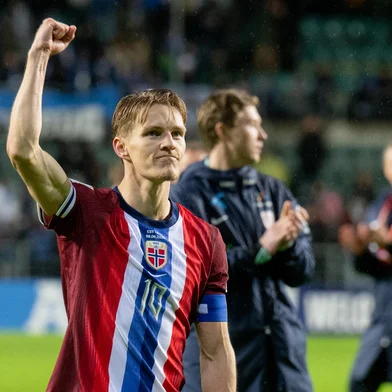 Norway's midfielder #10 Martin Odegaard  celebrates after the FIFA World Cup 26 UEFA Qualifying football match between Estonia and Norway in Tallinn on June 9, 2025. (Photo by RAIGO PAJULA / AFP)Editoria: SPOLocal: TallinnIndexador: RAIGO PAJULASecao: soccerFonte: AFPFotógrafo: STR<!-- NICAID(16203234) -->
