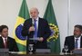 "Qualquer gesto contra a democracia vai ser punido dentro do que a lei permite", afirmou Lula sobre atos golpistas