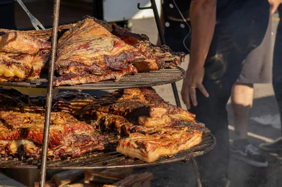 Via Gastrô de Bento Gonçalves volta a se transformar em um grande festival gastronômico com a 16ª edição do Jantar Sob as Estrelas.<!-- NICAID(16209217) -->