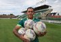 O auxiliar de campo que se apaixonou pelo futebol através do Avenida; assista ao vídeo