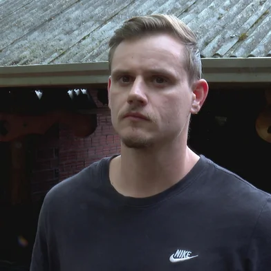 “É um baque grande”: demissões na John Deere deixam 150 trabalhadores sem rumo em Horizontina<!-- NICAID(16128353) -->