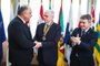 Deputado Luciano Silveira (MDB) entrega a medalha do Mérito Farroupilha ao provedor da Santa Casa, Alfredo Guilherme Englert <!-- NICAID(15590283) -->