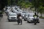 PORTO ALEGRE, RS, BRASIL, 17-03-2021: Manifestação e paralisação de motoristas de aplicativos por melhores condições de trabalho em frente a sede da Uber em Porto Alegre. (Foto Mateus Bruxel / Agência RBS)Indexador: Mateus Bruxel<!-- NICAID(14736702) -->