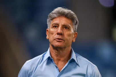 RS - FUTEBOL/CAMPEONATO BRASILEIRO 2024/GREMIO X CUIABA  - ESPORTES - Lance da partida entre Gremio e Cuiaba disputada na tarde deste sabado, na Arena Pantanal, em Cuiaba, em partida valida pela Campeonato Brasileiro 2024. FOTO: LUCAS UEBEL/GREMIO FBPA<!-- NICAID(15837747) -->