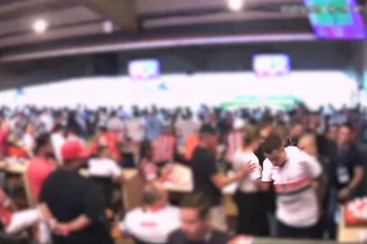 VÍDEO: foragido da Apac é preso em camarote do estádio Morumbi em São Paulo<!-- NICAID(15696706) -->