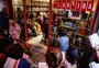 Em ato de apoio, leitura coletiva de "O Avesso da Pele" é realizada em Porto Alegre