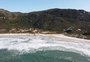 Prefeitura de Florianópolis intensifica fiscalização contra nudistas em praia do leste da ilha