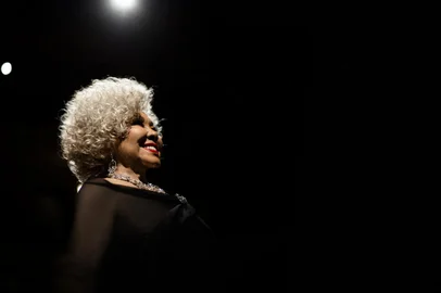 Cantora Alcione para a Revista Donna<!-- NICAID(15251047) -->