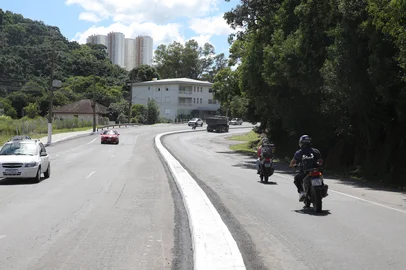 CAXIAS DO SUL, RS, BRASIL, 14/03/2025. Prefeitura de Caxias vai conversar com Sulgás e DNIT para viabilizar duplicação da BR-116 (Neimar De Cesero/Agência RBS)Indexador: Neimar De Cesero<!-- NICAID(15995649) -->
