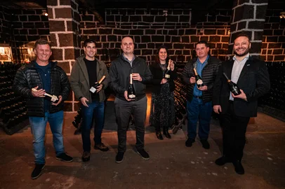 Diretoria da Associação de Produtores de Espumantes de Garibaldi (Apeg): Márcio Dallé, Guilherme Pedrucci, Ricardo Morari, Talita Nicolini Verzeletti, Adalberto Bortolini e Jones Valduga<!-- NICAID(16070883) -->