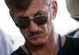 Sean Penn diz que teve que caminhar "por milhas" para conseguir deixar a Ucrânia