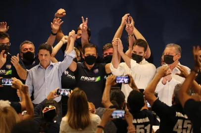 DF - PRÉVIAS-PSDB-PRESIDÊNCIA-REPÚBLICA - GERAL - O governador João Dória vence prévia do PSDB em Brasília (DF), neste sábado (27), onde ganhou a eleição será o candidato à presidência pelo PSDB para as Eleições de 2022. 27/11/2021 - Foto: FáTIMA MEIRA/FUTURA PRESS/FUTURA PRESS/ESTADÃO CONTEÚDO<!-- NICAID(14952745) -->