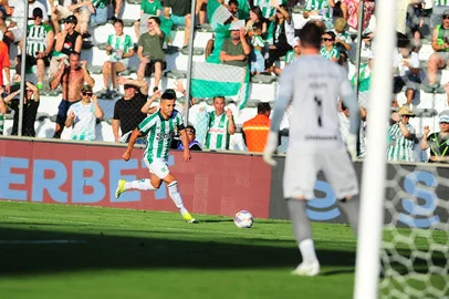 CAXIAS DO SUL, RS, BRASIL, 01/03/2025. Gauchão 2025 - Juventude e Grêmio - Alfredo Jaconi. (Neimar De Cesero/Agência RBS)<!-- NICAID(15986768) -->