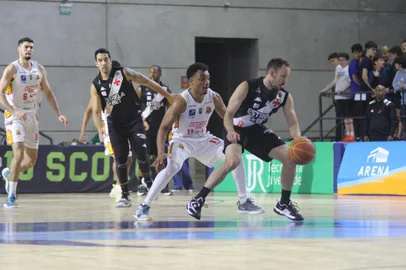 Caxias Basquete enfrentou o Vasco na Copa KTO<!-- NICAID(15563541) -->