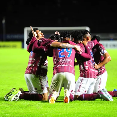 CAXIAS DO SUL, RS, BRASIL, 11/05/2025. Caxias x Retrô, jogo válido pela quinta rodada da primeira fase da série C do campeonato brasileiro e realizado no estádio Centenário. (Porthus Junior/Agência RBS)Indexador:                                 <!-- NICAID(16034978) -->