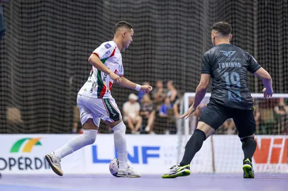 Lance de jogo entre Concórdia (SC) e Vélez Camaquã (RS) pela LNF Silver em 2026.