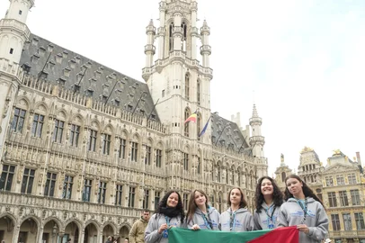 Passeios históricos, culturais e educacionais: como estão sendo os primeiros dias de estudantes de Passo Fundo em Bruxelas<!-- NICAID(16021443) -->