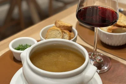 destemperados, inverno, porto alegre, sopa, vinho<!-- NICAID(15749433) -->
