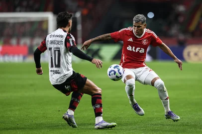 PORTO ALEGRE, RS, BRASIL, 17-08-2025: Inter e Flamengo se enfrentam pela 20ª rodada do Brasileirão 2025. Será o segundo confronto de uma sequência de três jogos seguidos entre as equipes. Foto: Duda Fortes/Agencia RBS<!-- NICAID(16103652) -->