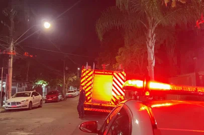 06 de fevereiro de 2025Vazamento de gás provoca evacuação em Porto Alegre <!-- NICAID(15970200) -->