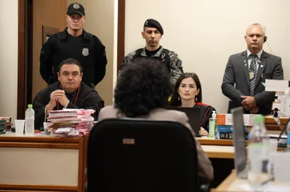 Ocorre desde a manhã desta quinta-feira (25) o julgamento de oito pessoas acusadas de torturar e matar um homem em São Sebastião do Caí, no Vale do Caí. Douglas Finger Ramos foi executado a tiros após ser abordado por um grupo de seis pessoas em maio de 2017.<!-- NICAID(15438212) -->