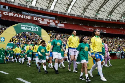 PORTO ALEGRE, RS, BRASIL, 10-10-2026: Seleção Brasileira Feminina enfrenta a Argentina no Beira-Rio em amistoso da data Fifa. Fotos: Duda Fortes/Grupo RBSIndexador: Andre Avila<!-- NICAID(16384858) -->