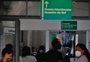Ampliação de testes rápidos em postos de saúde de Porto Alegre tenta combater explosão de casos de covid-19 e gripe
