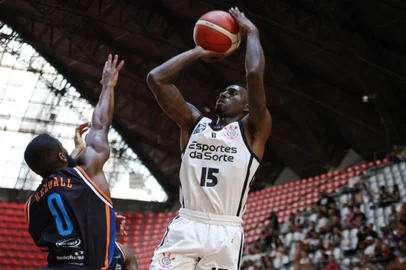 Elyjah Clark, basquete, NBB, Corinthians