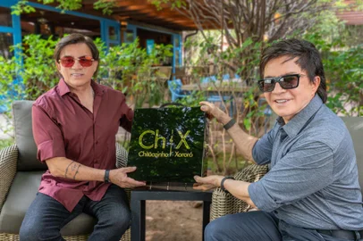 Chitãozinho & Xororó apresentam o vinho Ch&X Cabernet Franc 2020, em parceria com as empresas My Winery e Single One.<!-- NICAID(15630717) -->