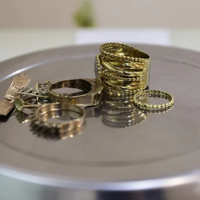 CAXIAS DO SUL, RS, BRASIL. 31-10-2025. Mercado da venda de ouro em Caxias do Sul. Na foto, a loja Gold & Silver, no Prataviera.<!-- NICAID(16158092) -->