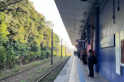 17/04/25: Obras fecharão estações do Trensurb entre Porto Alegre e Canoas de sábado a segunda-feira
