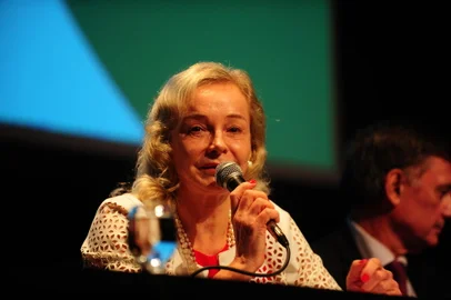 CAXIAS DO SUL, RS, BRASIL, 19/03/2024. A aula inaugural do curso de direito da Universidade de Caxias do Sul (UCS) trouxe uma palestra sobre as Eleições 2024. Realizada ontem (19), ela abordou a tecnologia da informação no cenário eleitoral. Contou com a presença da presidente do Tribunal Regional Eleitoral do Rio Grande do Sul (TRE-RS), desembargadora Vanderlei Teresinha Kubiak (FOTO), do desembargador Jorge Luís Dall’Agnol (TRE-RS) e do secretário de Tecnologia da Informação do TRE-RS, Daniel Wobeto. (Porthus Junior/Agência RBS)<!-- NICAID(15710400) -->