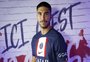 Meia espanhol Carlos Soler assina com o PSG