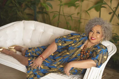 alcione, cantora, aniversariante do dia 21 de novembro<!-- NICAID(14647723) -->