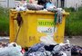 Acúmulo de lixo em contêineres gera reclamação de comerciante em Caxias do Sul