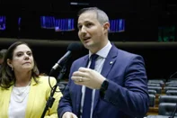 Câmara aprova projeto que acaba com saída temporária de presos<!-- NICAID(15166448) -->