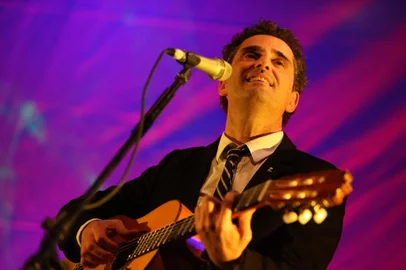 PORTO ALEGRE, RS, BRASIL, 09-05-2013 : Apresentação do uruguaio Jorge Drexler no auditório Araújo Viana. (Foto: BRUNO ALENCASTRO/Agência RBS, Editoria Cultura)<!-- NICAID(9361880) -->