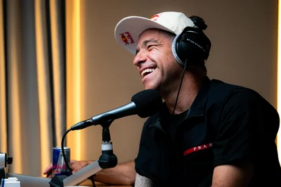 PORTO ALEGRE, RS, BRASIL - 03/10/2025 - Sandro Dias, o Mineirinho, em entrevista para Luciano Potter no programa Potter Entrevista. Foto: William Wendler/@oclube/Divulgação<!-- NICAID(16139143) -->