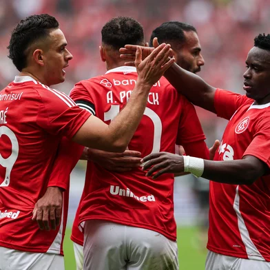 PORTO ALEGRE, RS, BRASIL, 20-07-2025: INTERNACIONAL x CEARÁ. Colorado recebe no Beira-Rio o Ceará, pela 15ª rodada do Campeonato Brasileiro. Gol de Alan Patrick, que dá vantagem ao Internacional, por 1x0.  Borré, Carbonero. Fotos: Duda Fortes/Agencia RBS<!-- NICAID(16084112) -->