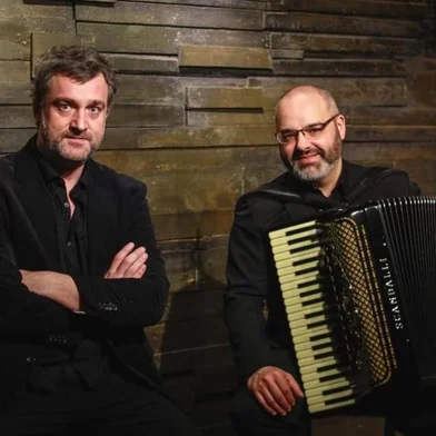 Duo Os Rafas - Rafa Gubert e Rafa De Boni<!-- NICAID(15105103) -->