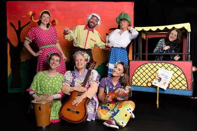 As comemorações dos 150 anos da imigração italiana no Rio Grande do Sul ganham uma iniciativa cultural autêntica e alinhada com a valorização das raízes culturais através do lançamento da obra cênico-musical "Um Passeio de Fubica".PROGRAMAÇÃOTodas as atividades são gratuitas.22 de maio de 2025 – Antônio Prado -  Auditório da FAP15h30 – apresentação exclusiva para escolas do município inscritas na atividade. (PNAB-RS)19h – apresentação aberta às famílias de Antônio Prado e Região (ROUANET)Acessibilidade: Libras23 de maio de 2025 – Veranópolis14h - apresentação exclusiva para escolas do município inscritas na atividade. (Rouanet) – Local: Casa de cultura MunicipalAcessibilidade: Libras25 de maio de 2025 – Veranópolis16h - apresentação gratuita, aberta à comunidade. Local: junto à programação do Festival La Cucagna. (PNAB)Acessibilidade: Libras e Audiodescrição11 de Junho de 2025 – Caxias do Sul10h e 14h – apresentações gratuitas destinadas aos alunos de escolas e beneficiários dos Serviços de Convivência e Fortalecimento de vínculos do município, inscritos na atividade. (PNAB)Local: Casa das EtniasAcessibilidade: Libras e Audiodescrição<!-- NICAID(16032700) -->