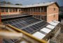 Escolas municipais do Morro da Cruz vão captar energia solar e esquentar merenda com gás originado do próprio lixo