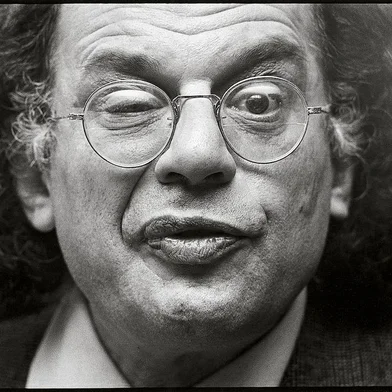Allen Ginsberg<!-- NICAID(14888903) -->